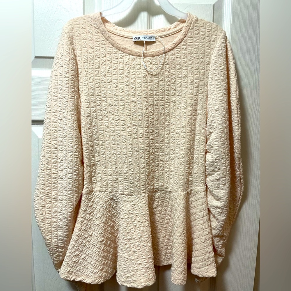 Zara Puff Long Sleeve Texture Peplum Top. Never worn.